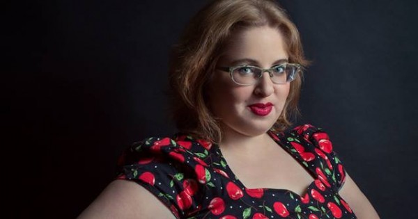 מקשקשים על הפנים לעור חלק