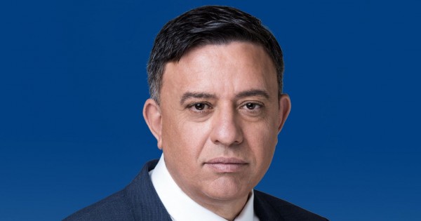 אבי גבאי מתחייב על מינוי 40% נשים לממשלה הבאה. אבל כמה הוא באמת שולט בסוגיות מגדריות?