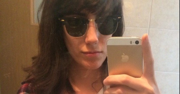 מוסד הניסויים: כשסטרייטית הופכת ללסבית