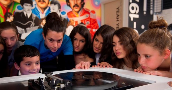 סוף סוף נמצאה פעילות לילדים שגם ההורים יהינו ממנה