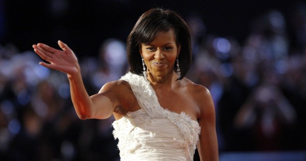 15 השמלות הכי יפות שלבשה מישל אובמה