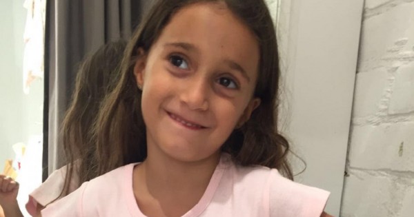 מה עושים כשילדה דעתנית הולכת לראשונה לבית הספר?