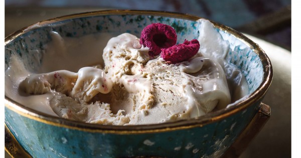 גלידת טחינה וקוקוס מופלאה