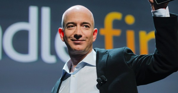 האנשים שהצליחו לכבוש את המקום הראשון בדירוג העשירים בעולם