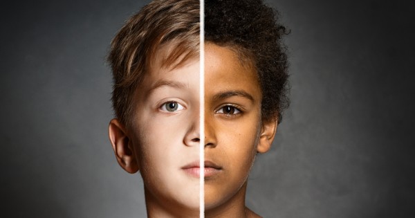 גזענות ויזואלית: 5 פרויקטים שישנו את הדרך שבה אנו מבינים "גזענות"