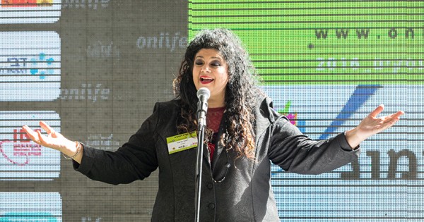 דפנה ארמוני: אמנים מתביישים לדבר על המצב שהם נמצאים בו