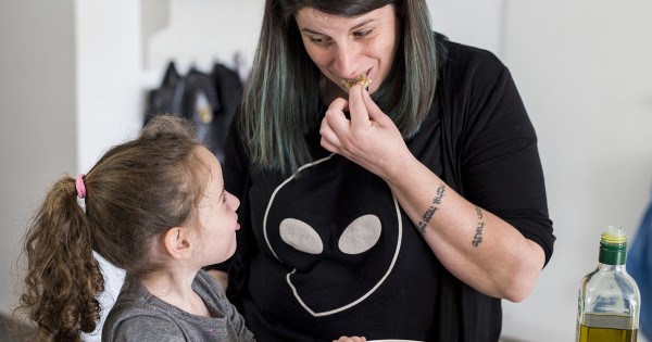כך תכינו ארוחת ערב בריאה וטעימה עם הילדים