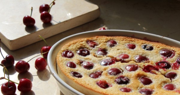 קלאפוטי דובדבנים