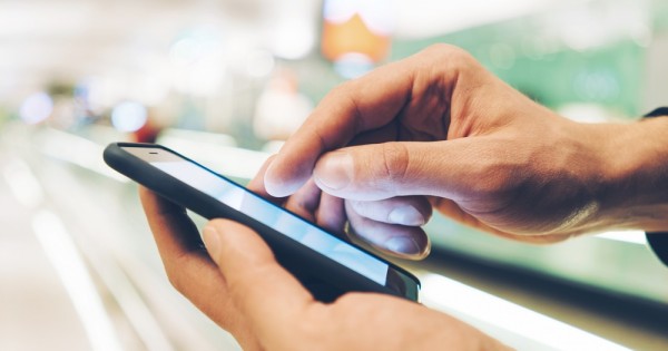 החברה ההודית שמסייעת לעסקים ליצור אפליקציה ? עבור דולר אחד