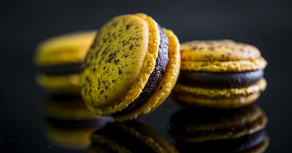 מקרון בטעם פסיפלורה של דודו אוטמזגין