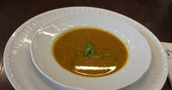 מתכון למרק דלעת ועדשים