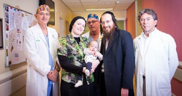 8 הדקות עוצרות הנשימה שהצילו את חייו של תינוק – תוך כדי לידתו