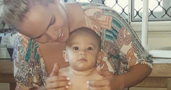 אני מתחרטת שהנקתי את התינוק שלי