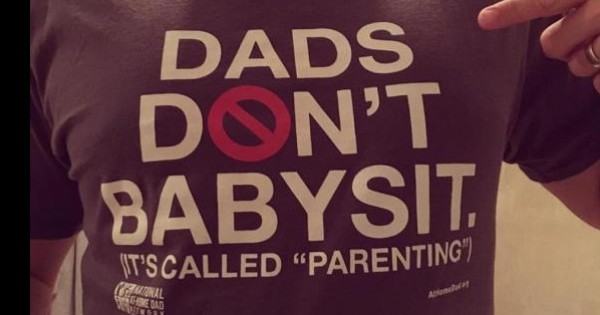 אבא לא עושה בייביסטר. הוא הורה