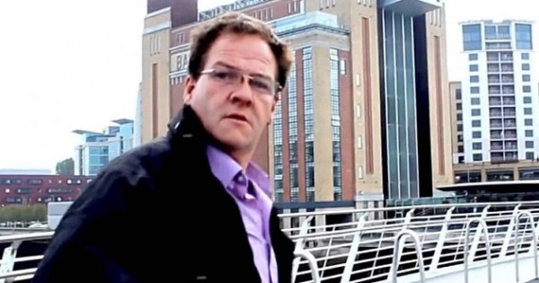 פדופיל נתפס על חם בדרך לפגוש בת 14