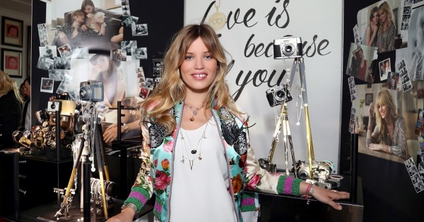 מתנות שבאות מאהבה