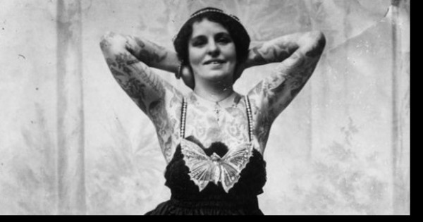 תיעוד נדיר של נשים מקועקעות לאורך מאות שנים