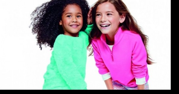 הנרות הללו ? אנו מלבישים