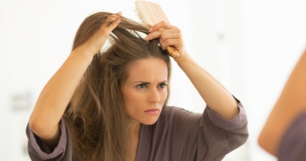 ניקוי ראש: כל הדרכים להתמודדות עם קשקשים