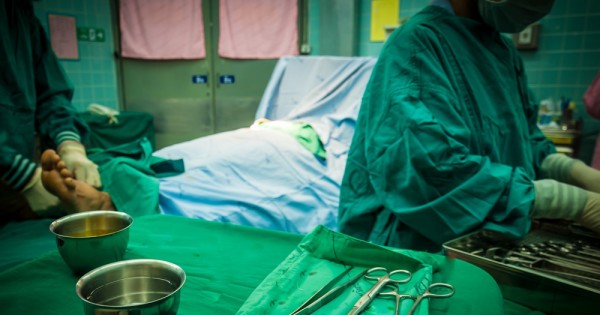 מחקר: איזה רופא יאריך את חייכם: גבר או אישה?