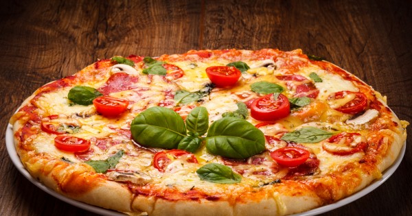 להכין פיצה עם הילדים.איך זה כבר יכול להסתיים?