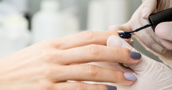 מחקר חדש: האם הלק שלך עלול לגרום להשמנה?