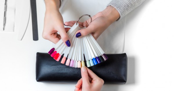 תני לאצבעות ללכת במקומך: הלק הכי נכון לקיץ 2017