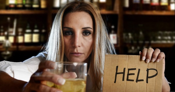 בקשו את אנג'לה: השיטה הפשוטה שעוזרת להיחלץ מדייטים מסוכנים