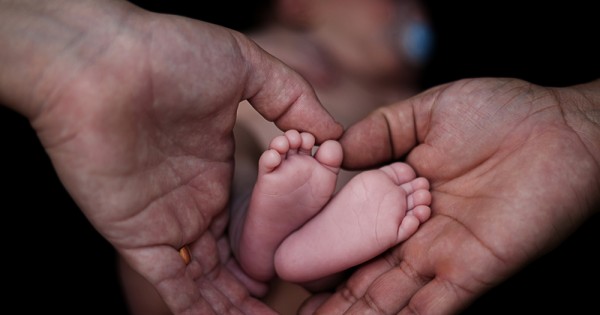 סוגרים את דיאדה בנמל: המרכז שהוא אי בודד בלב הים הסוער