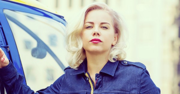 בלי חופשת לידה ובלי להניק בזמן הטיסה: טייסות נלחמות על זכויותיהן כאמהות