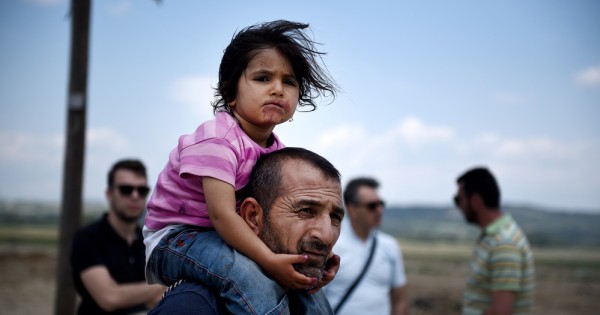 הפליט הסורי שגרם לצ'לסי הנדלר לבכות מול מיליוני צופים