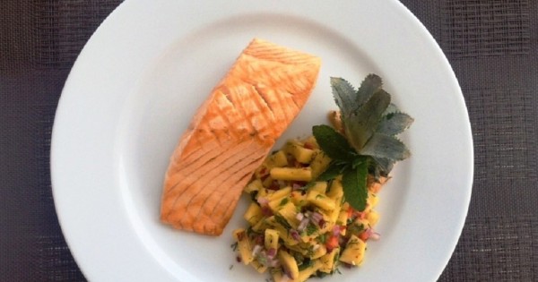 סטייק סלמון בנוסח תאילנדי מסורתי