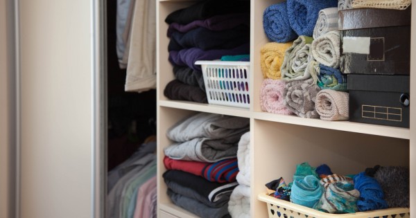 9 טיפים לסידור הארון לקראת החורף