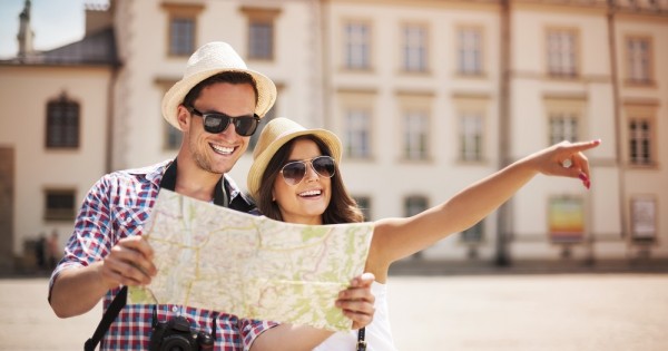 התיירים הסינים מוציאים הכי הרבה כסף בחו"ל