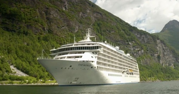 לגור בלב ים: אניית היוקרה שמציעה דירות מגורים למכירה