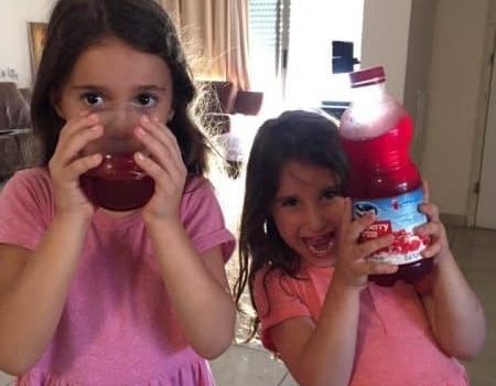 איך גרמתי לבנותיי להתמכר לבריאות