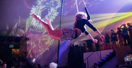 אקרובטיות אוויריות: איך היחס לגוף שלך משתנה כשהוא הופך לכלי העבודה שלך