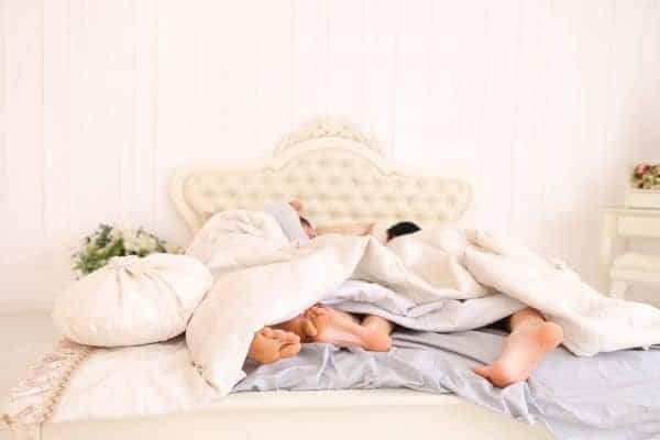 בסוף מצאנו את עצמנו אצלי בדירה. צילום: shutterstock