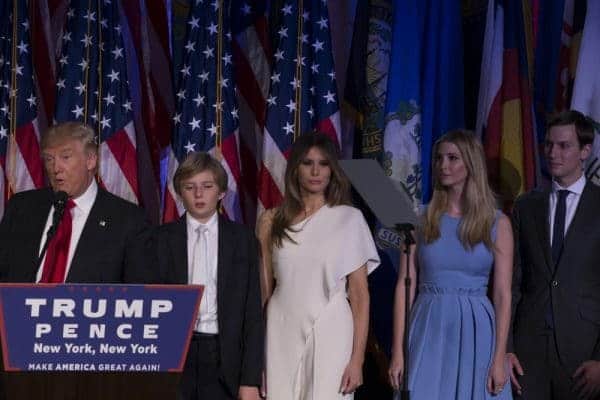 מאחורי כל גבר מצליח יש.. 2 נשים חזקות?. צילום: shutterstock