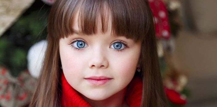 אנה קנייזבה: רק בת 6, עם חצי מיליון עוקבים באינסטגרם