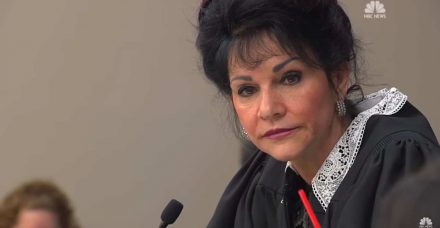 רוזמרי אקווילינה: השופטת שעשתה תיקון היסטורי לנפגעות תקיפה מינית