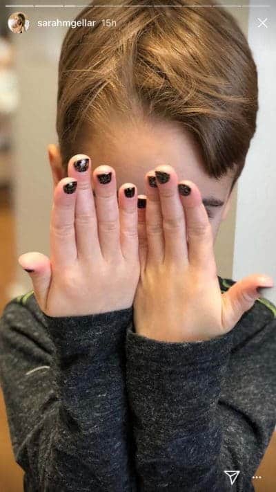 הציפורניים של הבן של שרה מישל גלר