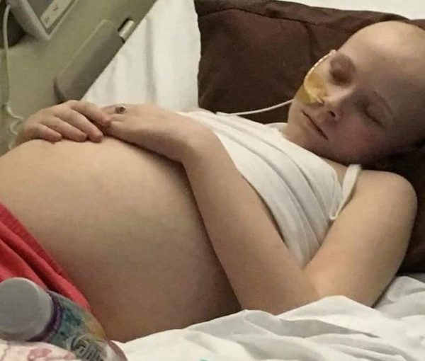 בת 13 עם סרטן השחלות