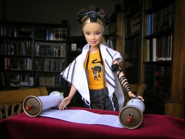 ברבי קוראת בתורה. מאת ג'ן טיילור פרידמן, "הסופרת"