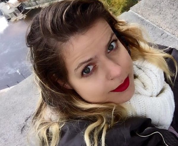 חשוב למות עם אודם. בלה רבוי אחרי השיפוץ היומי