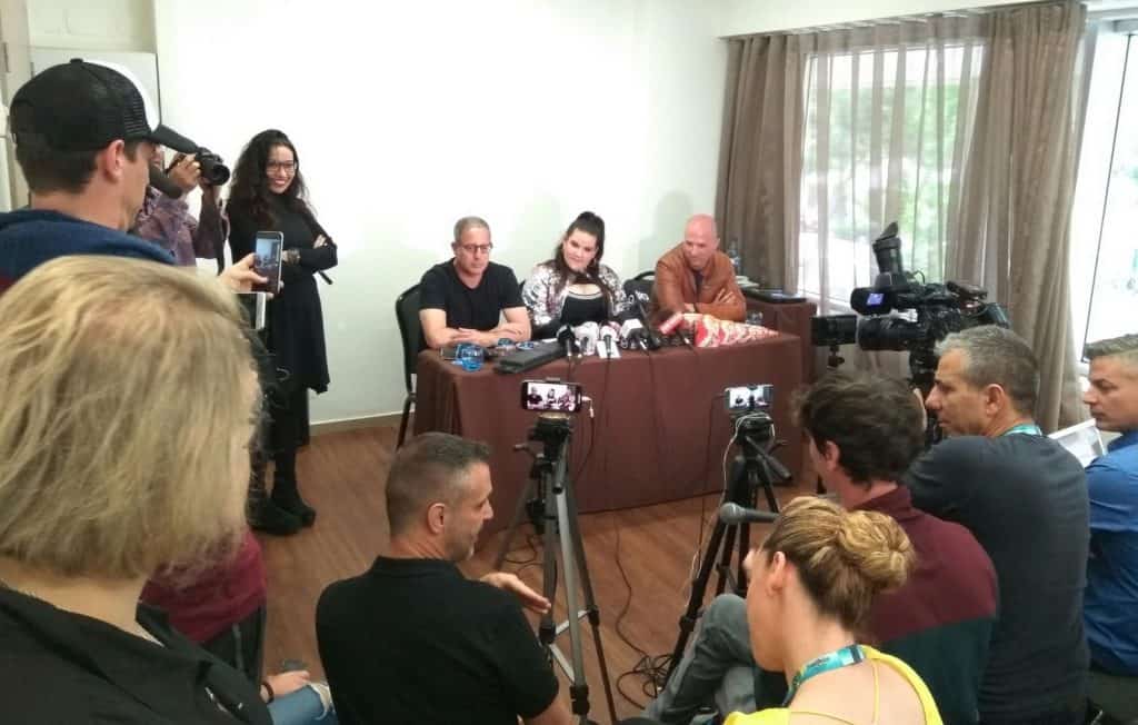 נטע ברזילי במסיבת העיתונאים הישראליים בליסבון