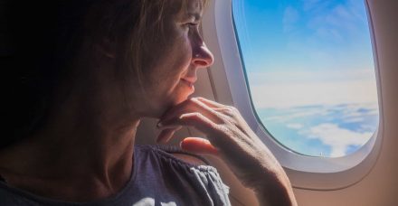 כן בלי בתי: אמהות שהחליטו לטוס לבד לחופשה ולהשאיר בבית תינוק בן כמה חודשים