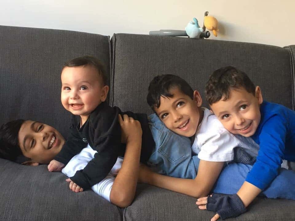 ארבעת הבנים של לובה לאור (עומר השני מימין)