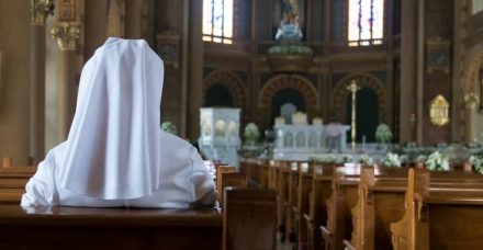 עכשיו תורן: יותר ויותר נזירות מצטרפות לתנועת MeToo