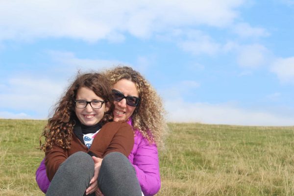 אתי ובתה שקד. צילום ביתי